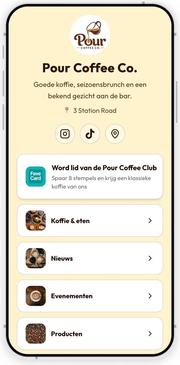 Voorbeeld van een FaveCard-bedrijfspagina voor een koffiebar op een telefoon: eerst de knop voor de klantenkaart, dan Menukaart, Nieuws, Evenementen en Producten, contactknoppen en de link ‘Laat een recensie achter op Google’.