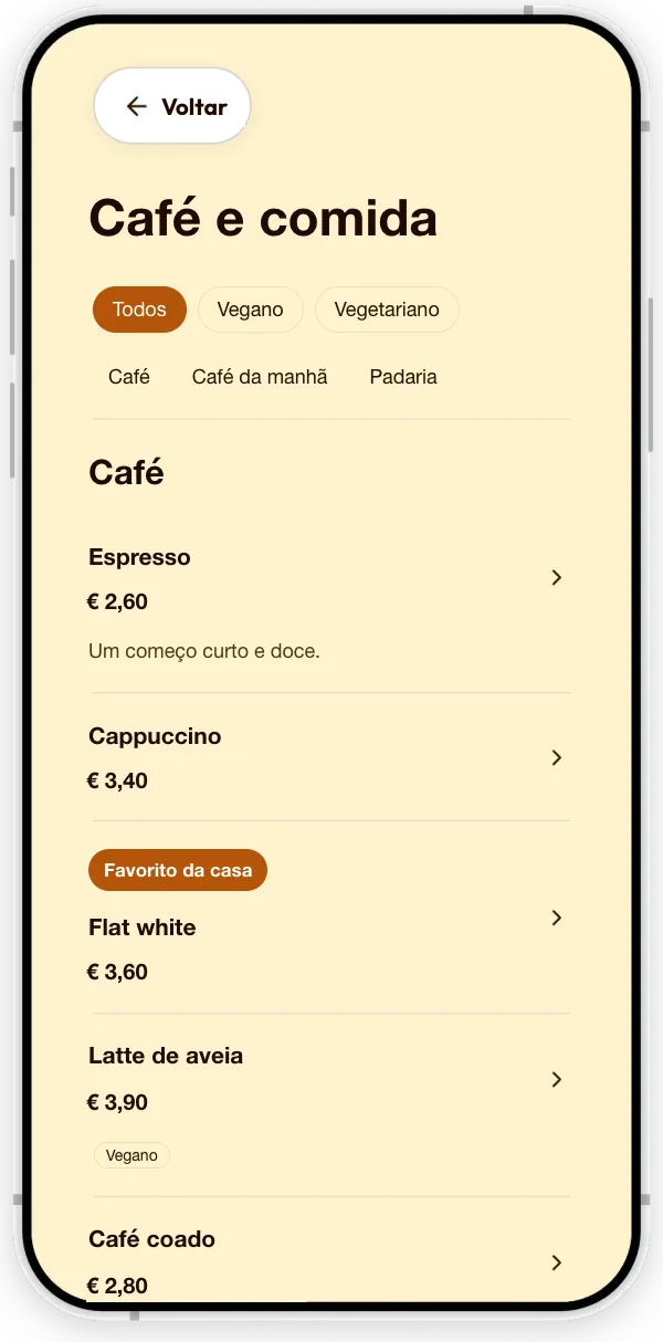 A seção Cardápio de uma cafeteria fictícia: cafés com preços, o selo Vegano e a marcação de favorito da casa.