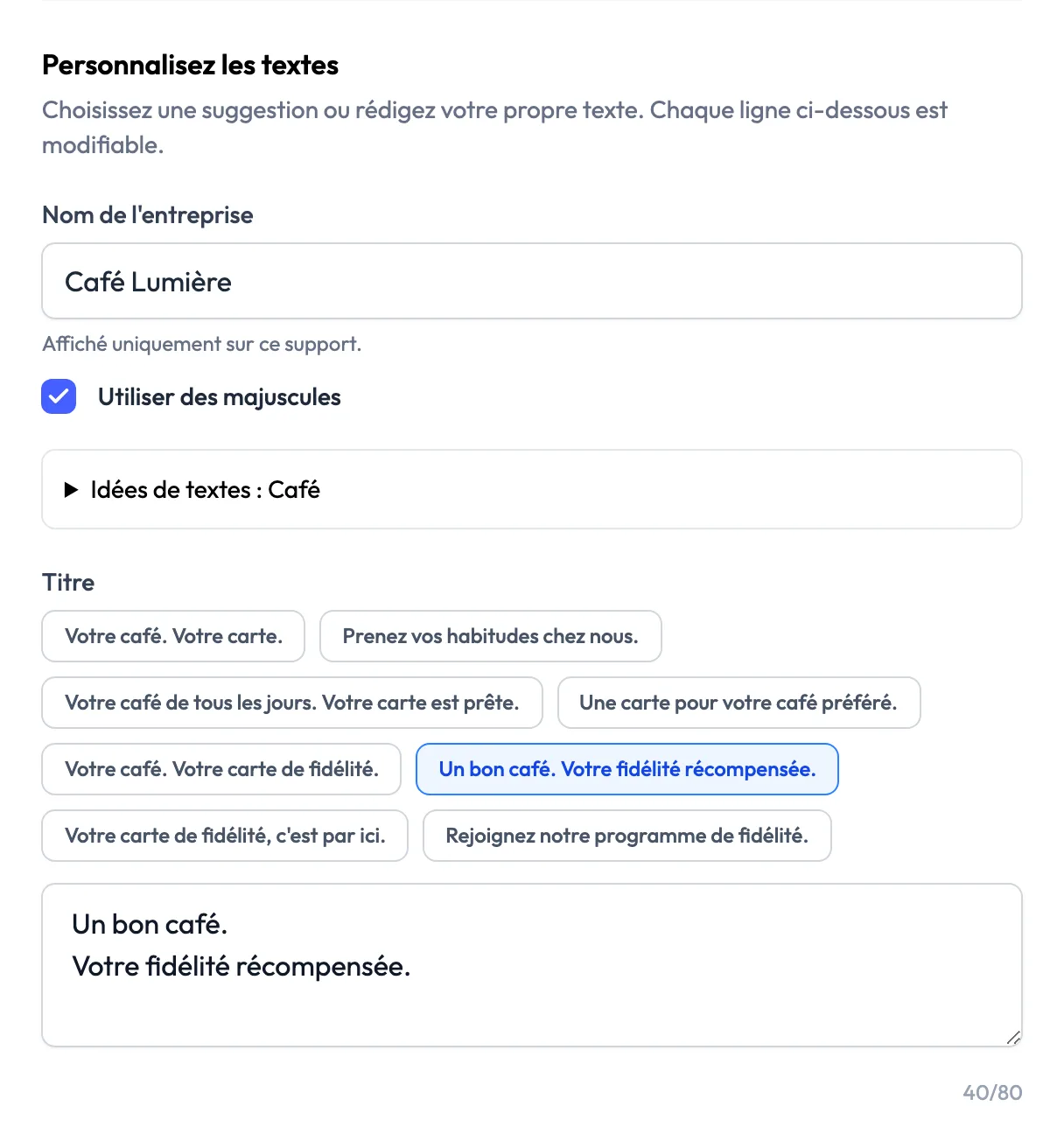 Suggestions de titres pour un café dans les Supports imprimés FaveCard, avec le nom Café Lumière et le champ du titre modifiable